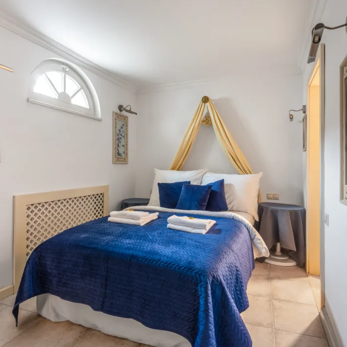 president-mezonet-apartment