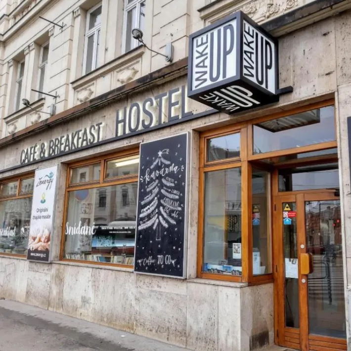 wake-up-hostel-ctyrluzkovy_sdileny_zeny